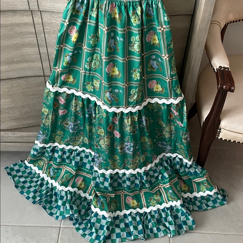 Rosa Clothing women’s Green Floral Smocked Sundress - Picture 6 of 6